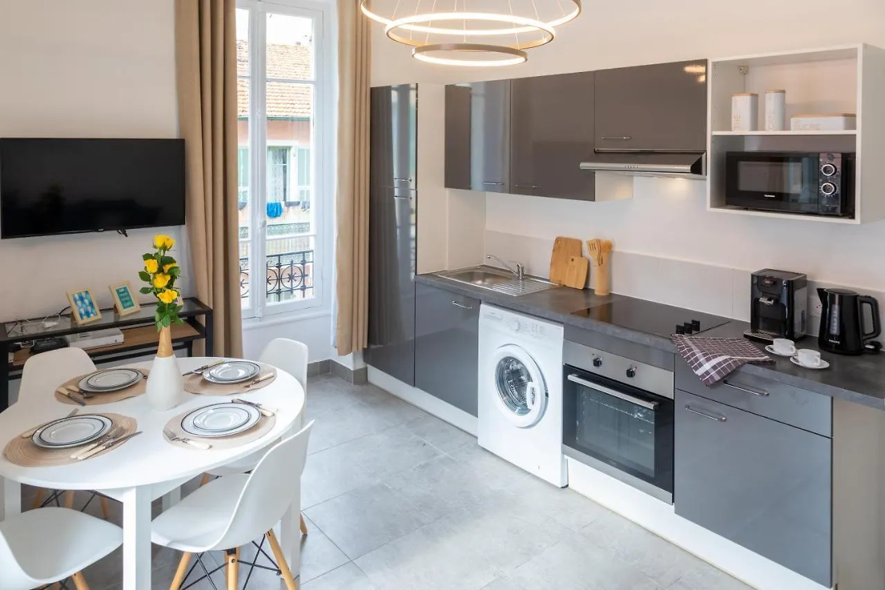 Lovely Apartment With Terrace Nice Centre