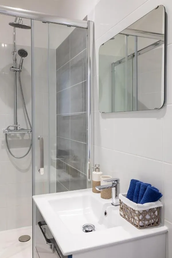 Lovely Apartment With Terrace Nice Centre Frankrike